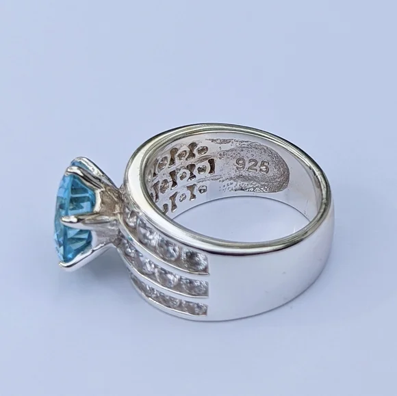 New sterling silver 925 ring with clear and blue rhinestone cz - Picture 7 of 8